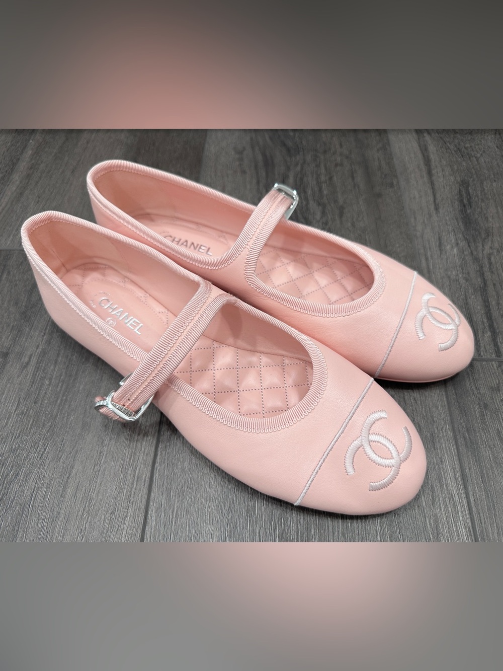 2026 CHANEL CC LOGO PINK LEATHER MARYJANE BALLET FLATS SHOES SILVER BUCKLE 40.5 - Picture 5 of 14
